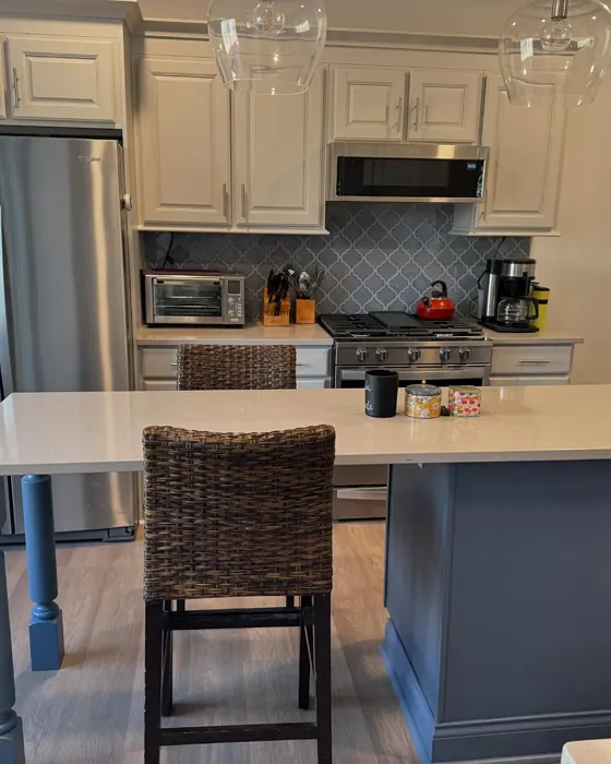 SW Pediment kitchen cabinets review