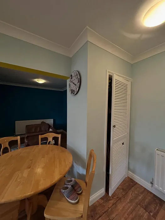 Dulux Peppermint Candy kitchen 