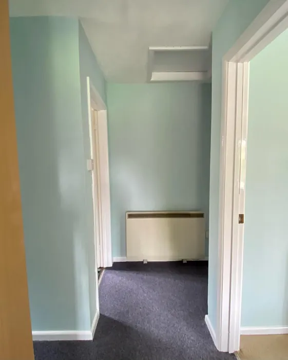 Dulux Peppermint Candy hallway review