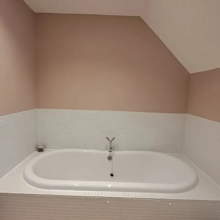 Dulux Pink Parchment bathroom review