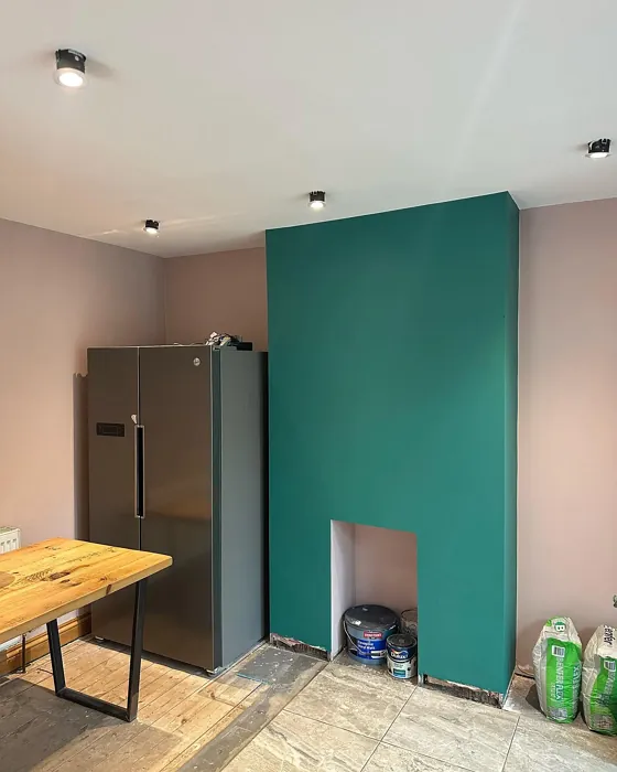 Dulux Nomadic Glow 3 dining room interior