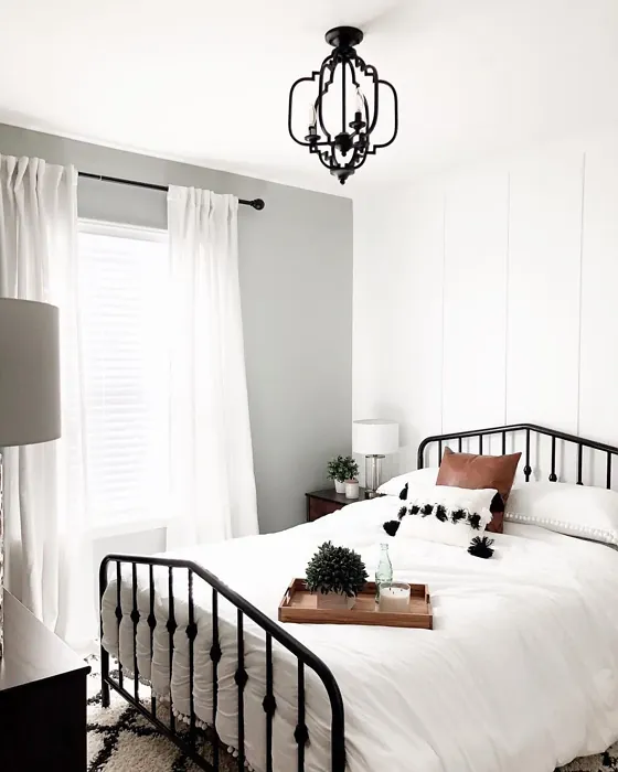 Sherwin Williams Pure White bedroom color review
