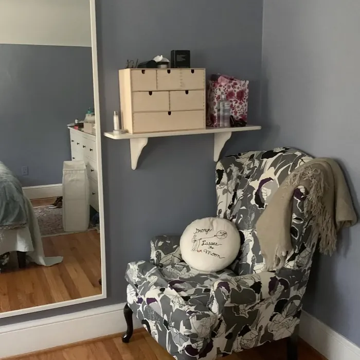 SW Quest Gray kids' room color