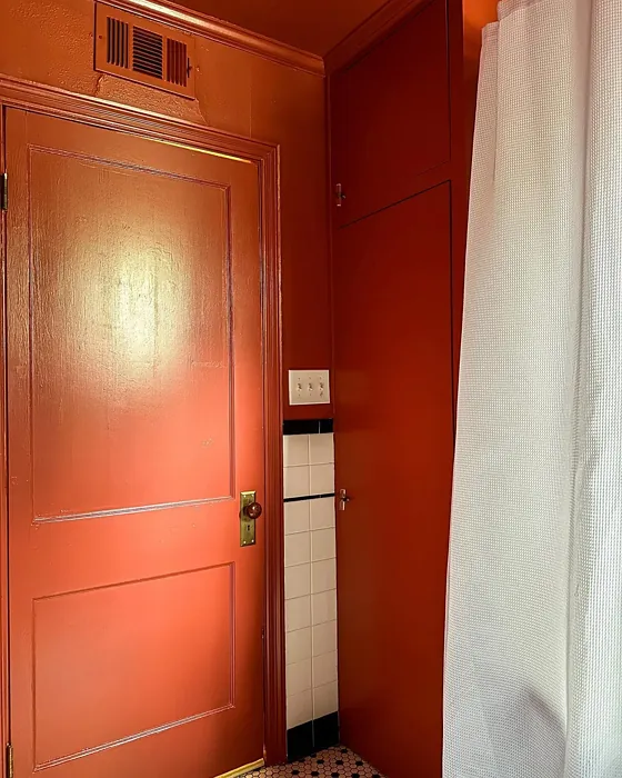 SW Rembrandt Ruby bathroom 