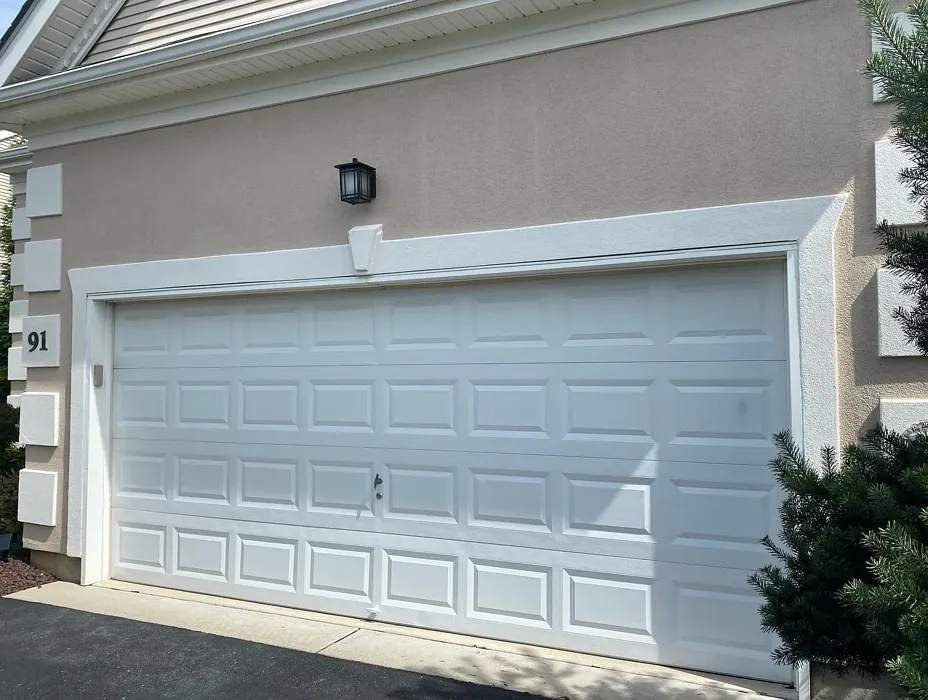 SW Renwick Beige house exterior review