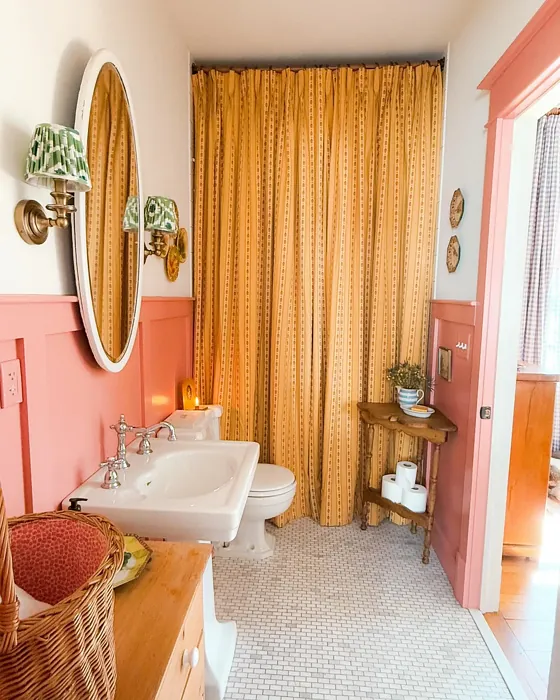 SW Resounding Rose bathroom 