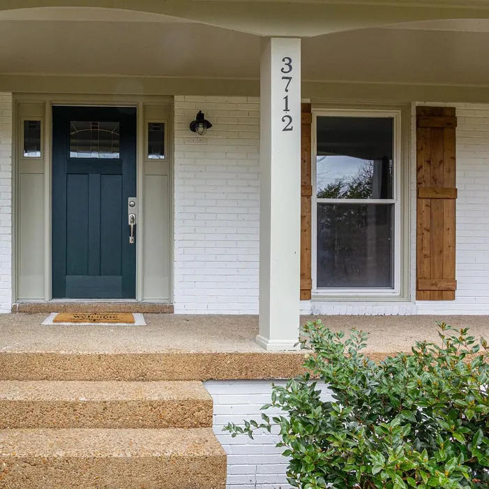 SW Rookwood Shutter Green front door color
