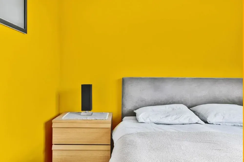 NCS S 0580-Y10R minimalist bedroom