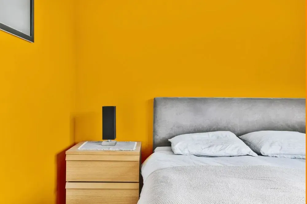 NCS S 0580-Y20R minimalist bedroom