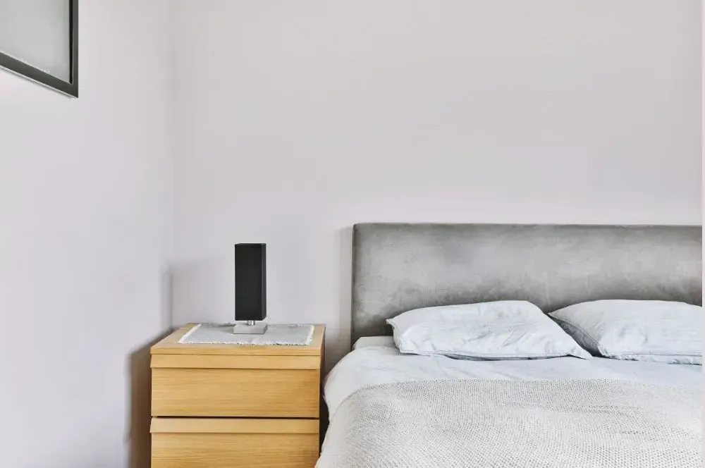 NCS S 0603-R40B minimalist bedroom