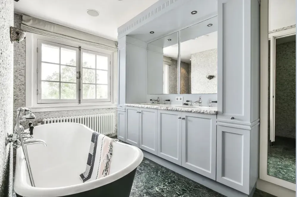 NCS S 0907-R90B victorian bathroom paint