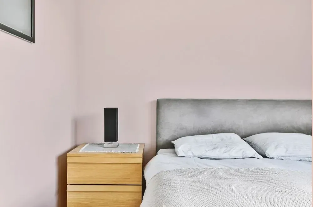 NCS S 0907-Y90R minimalist bedroom
