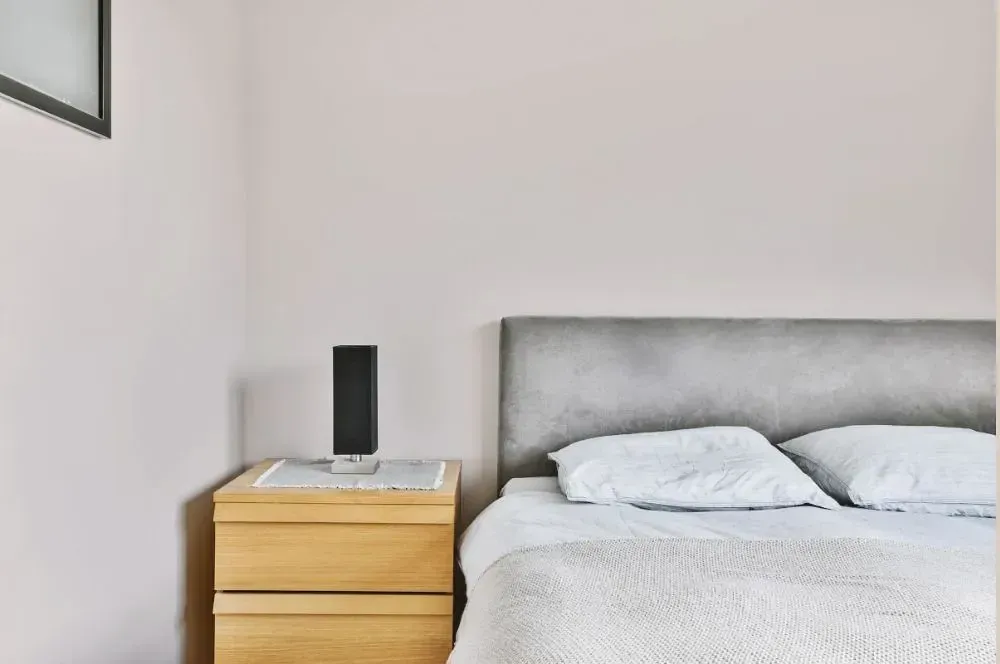NCS S 1002-Y50R minimalist bedroom