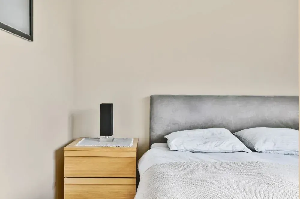 NCS S 1005-Y40R minimalist bedroom