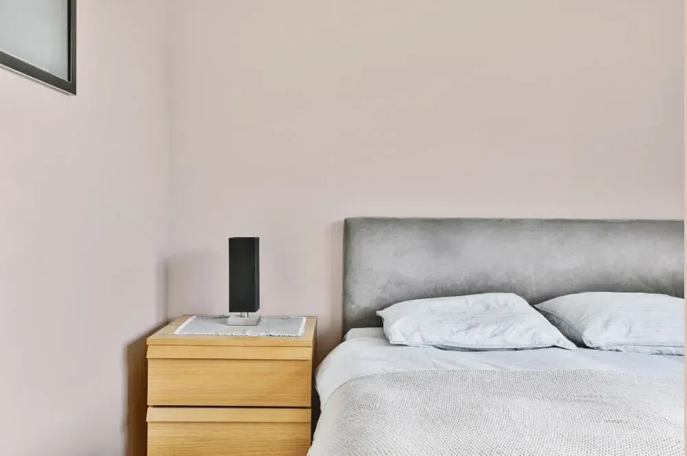 NCS S 1005-Y70R minimalist bedroom