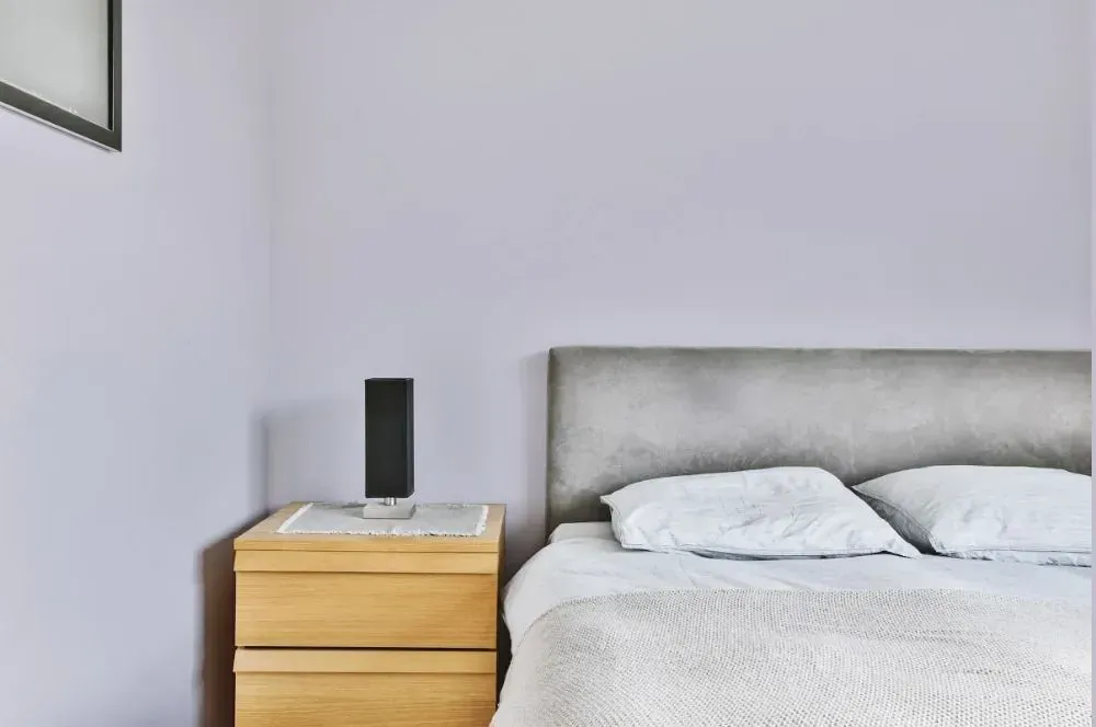 NCS S 1010-R60B minimalist bedroom