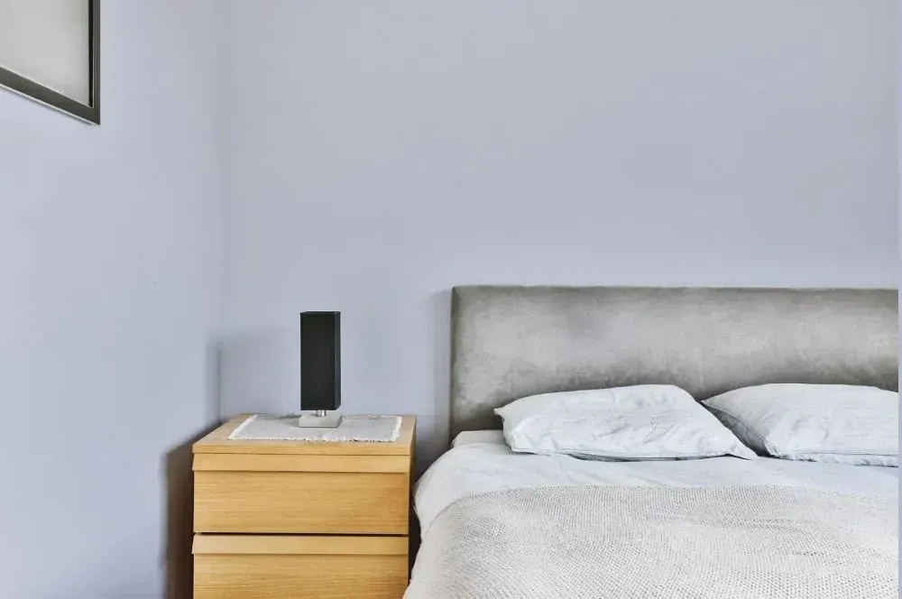 NCS S 1010-R70B minimalist bedroom