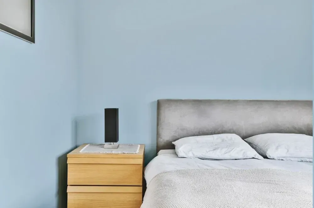 NCS S 1015-B minimalist bedroom
