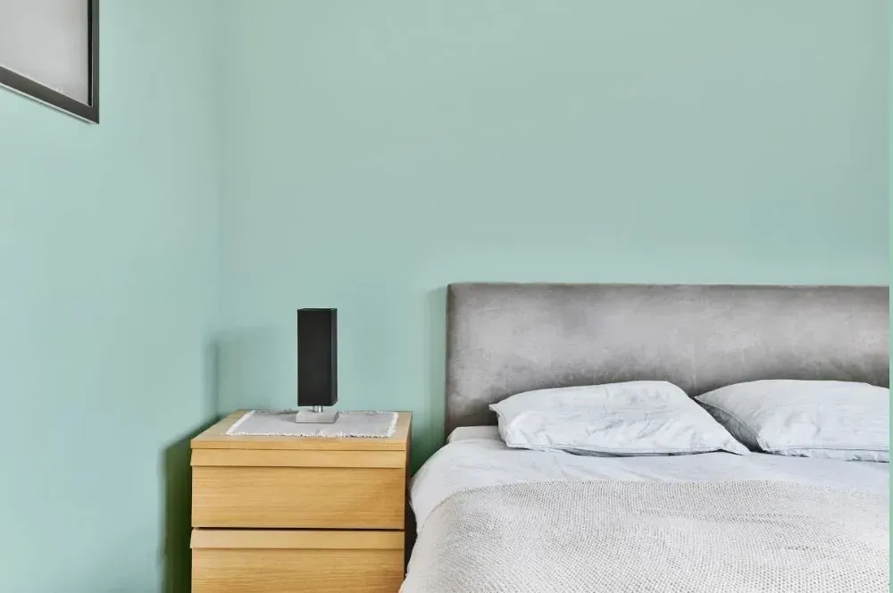 NCS S 1015-B80G minimalist bedroom