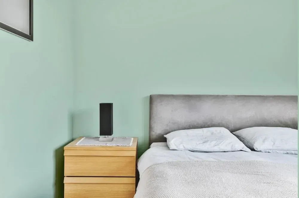 NCS S 1015-G minimalist bedroom