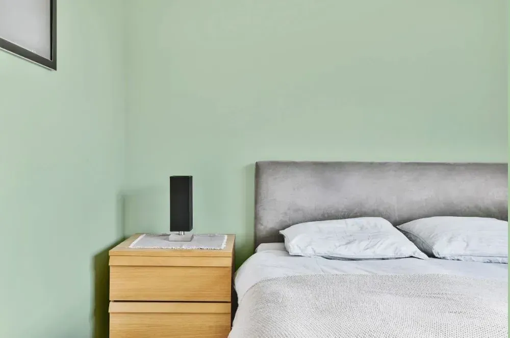 NCS S 1015-G20Y minimalist bedroom