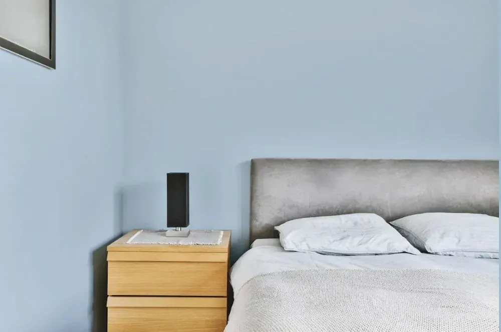NCS S 1015-R90B minimalist bedroom