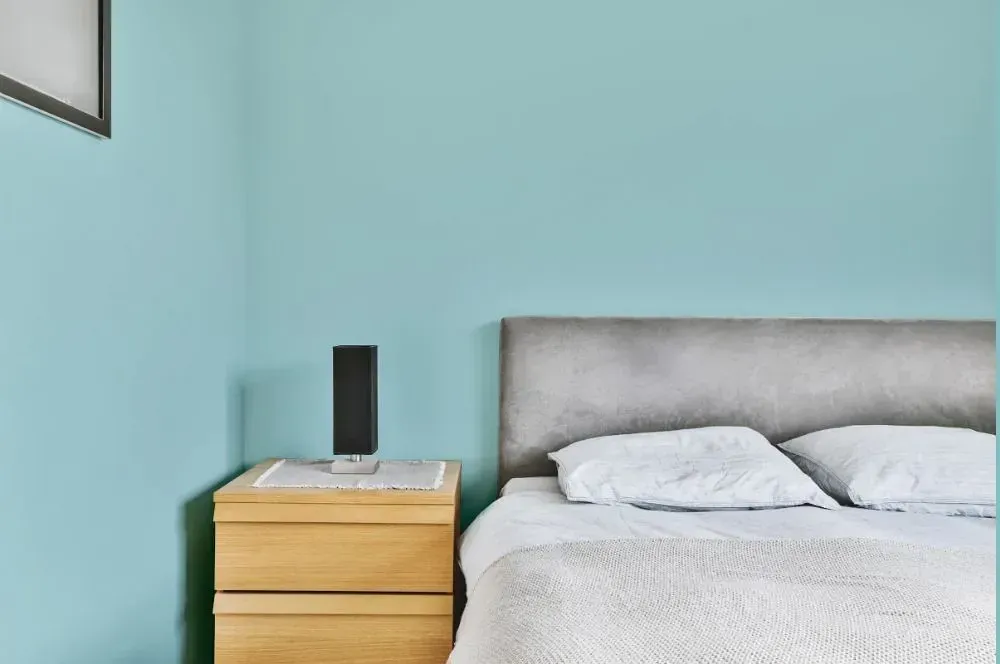 NCS S 1020-B40G minimalist bedroom