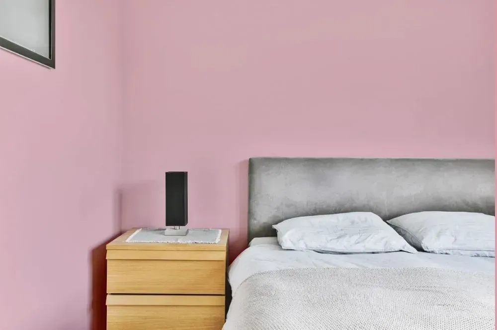 NCS S 1020-R10B minimalist bedroom