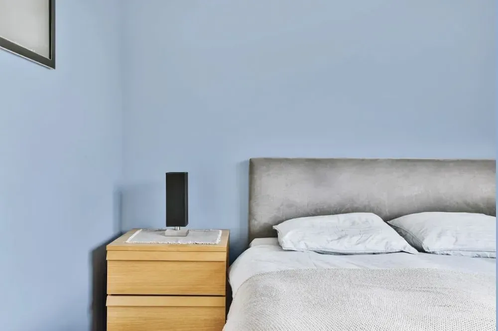 NCS S 1020-R80B minimalist bedroom