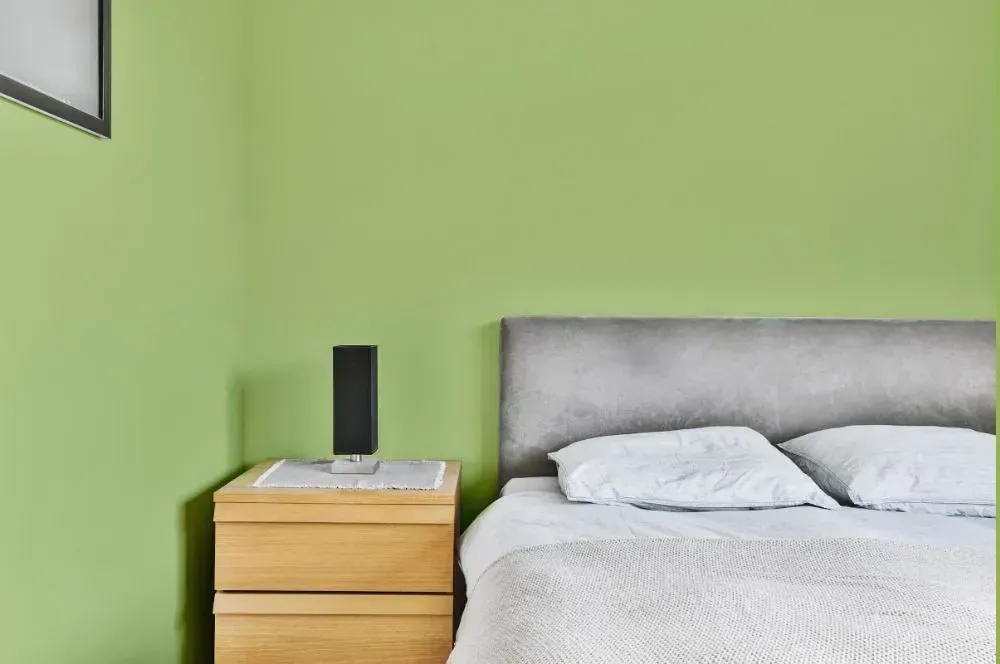 NCS S 1040-G40Y minimalist bedroom