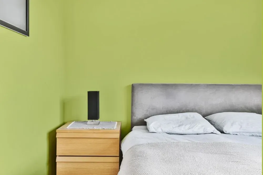 NCS S 1040-G60Y minimalist bedroom