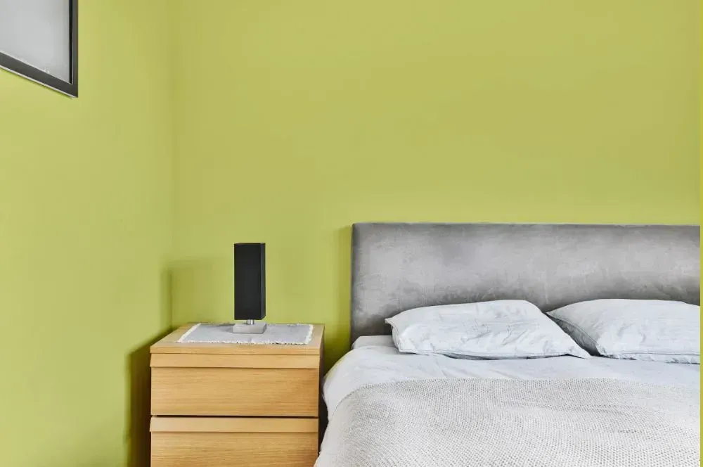 NCS S 1040-G70Y minimalist bedroom