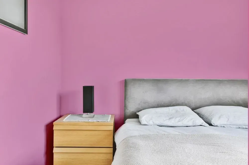 NCS S 1040-R30B minimalist bedroom