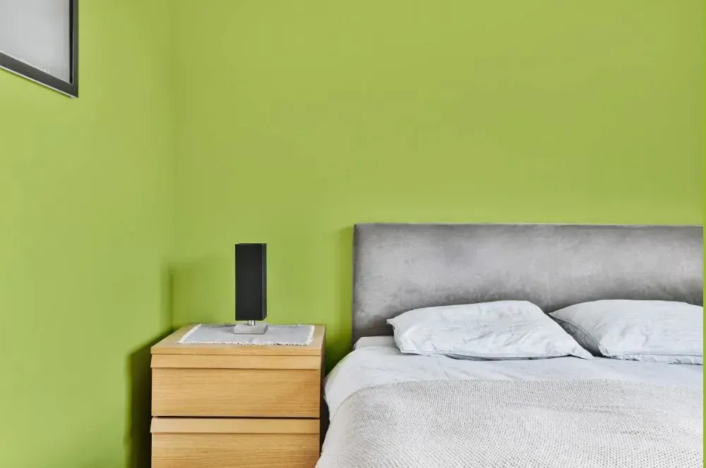 NCS S 1050-G50Y minimalist bedroom