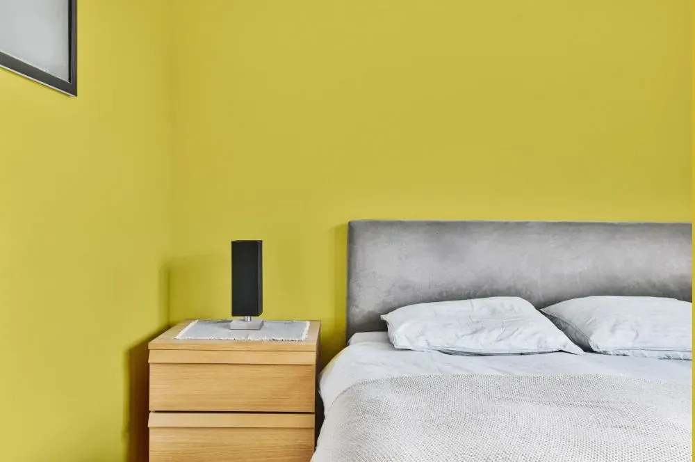 NCS S 1050-G90Y minimalist bedroom