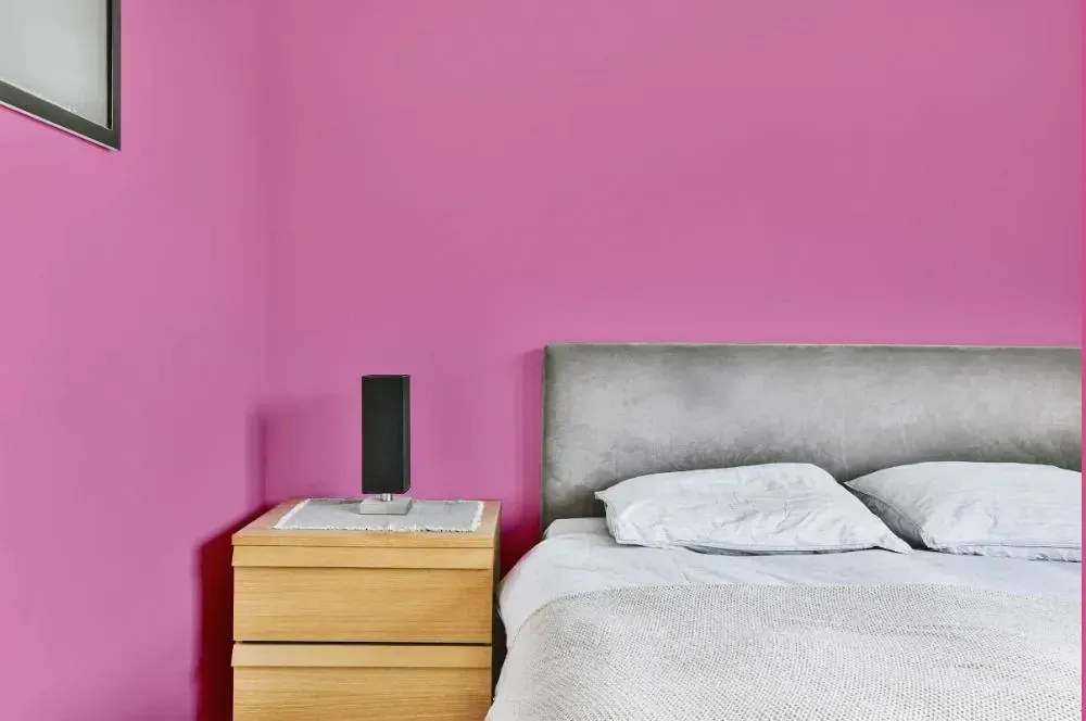 NCS S 1050-R30B minimalist bedroom