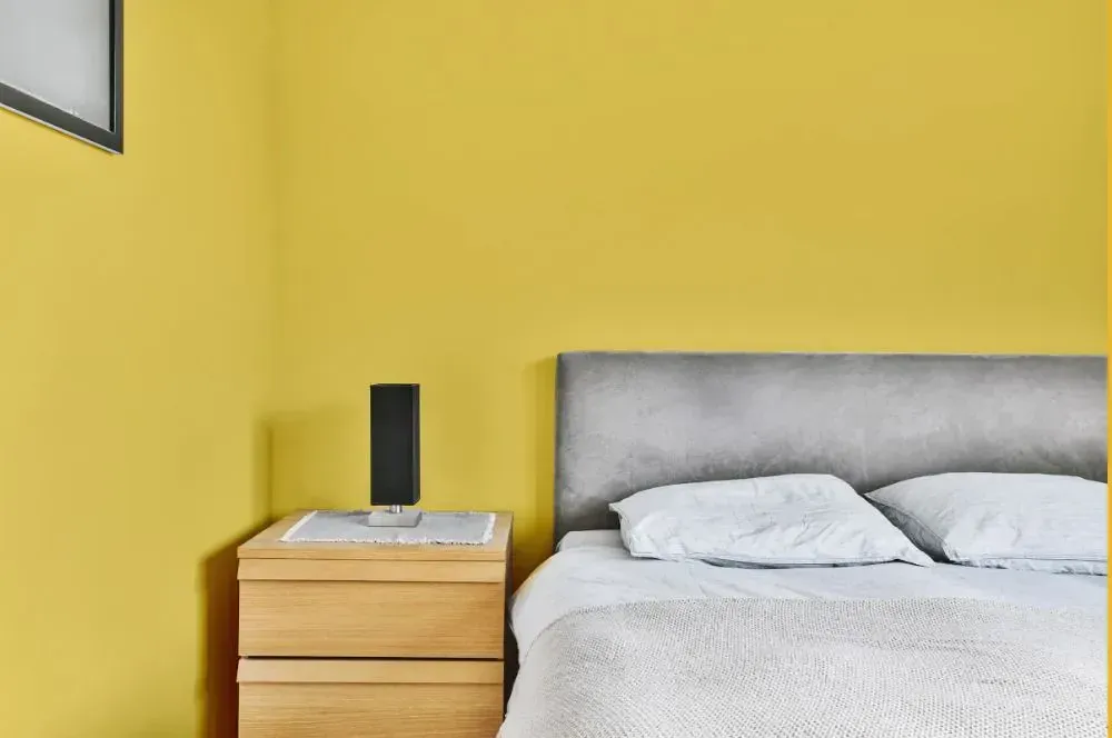 NCS S 1050-Y minimalist bedroom