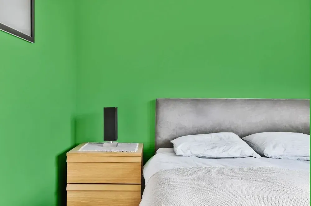 NCS S 1060-G20Y minimalist bedroom