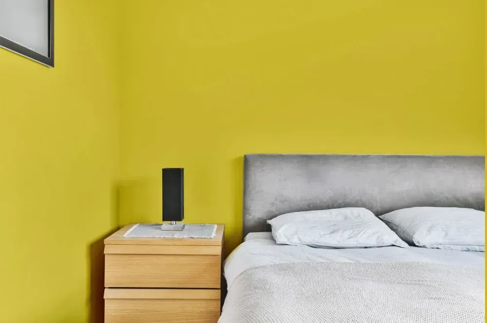 NCS S 1060-G90Y minimalist bedroom
