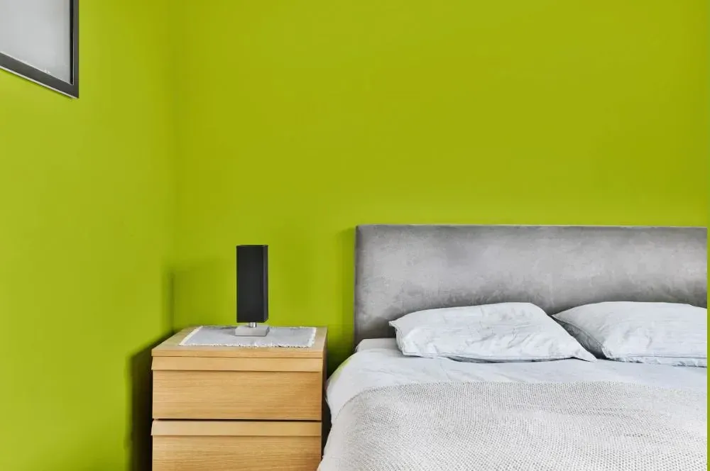 NCS S 1070-G60Y minimalist bedroom