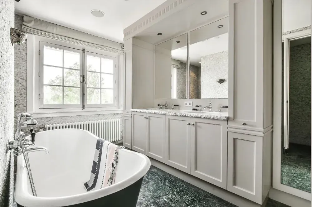 NCS S 1500-N victorian bathroom paint