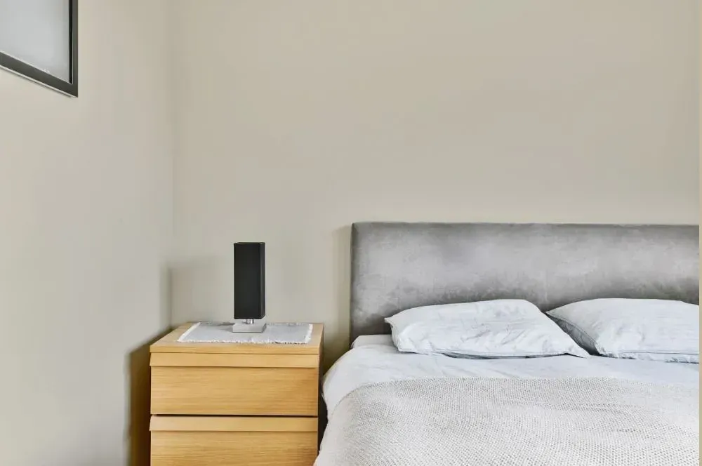 NCS S 1505-G90Y minimalist bedroom