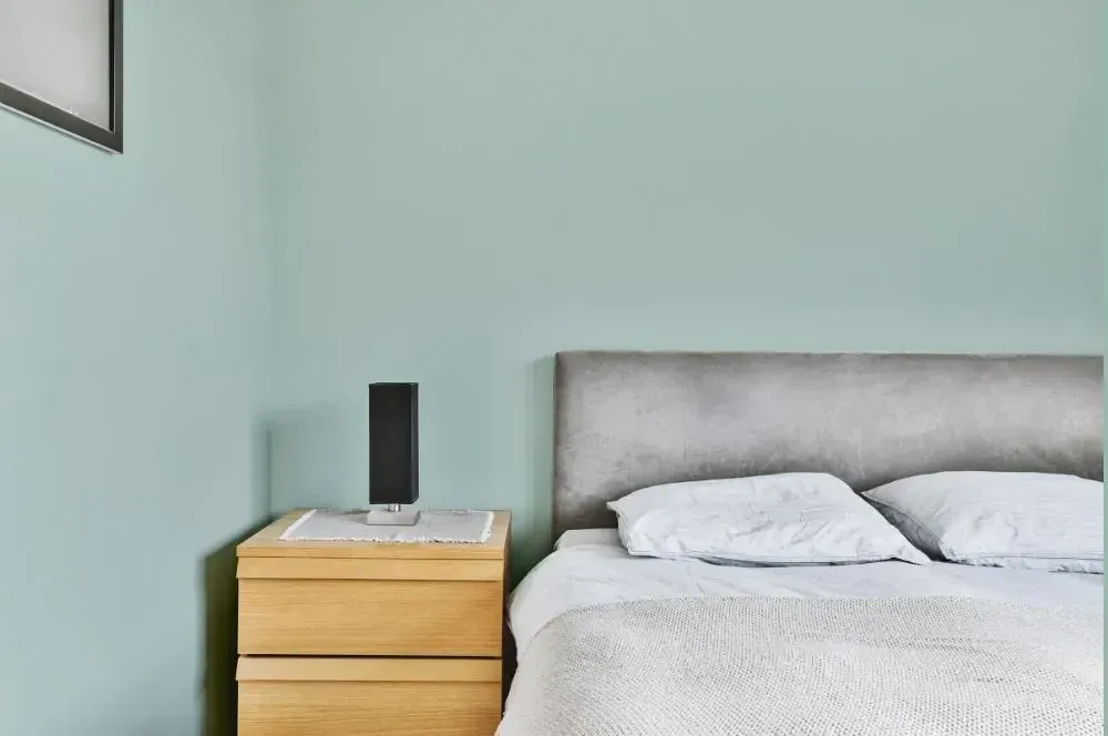 NCS S 1510-B80G minimalist bedroom