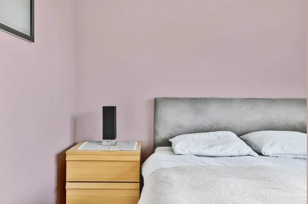 NCS S 1510-R10B minimalist bedroom