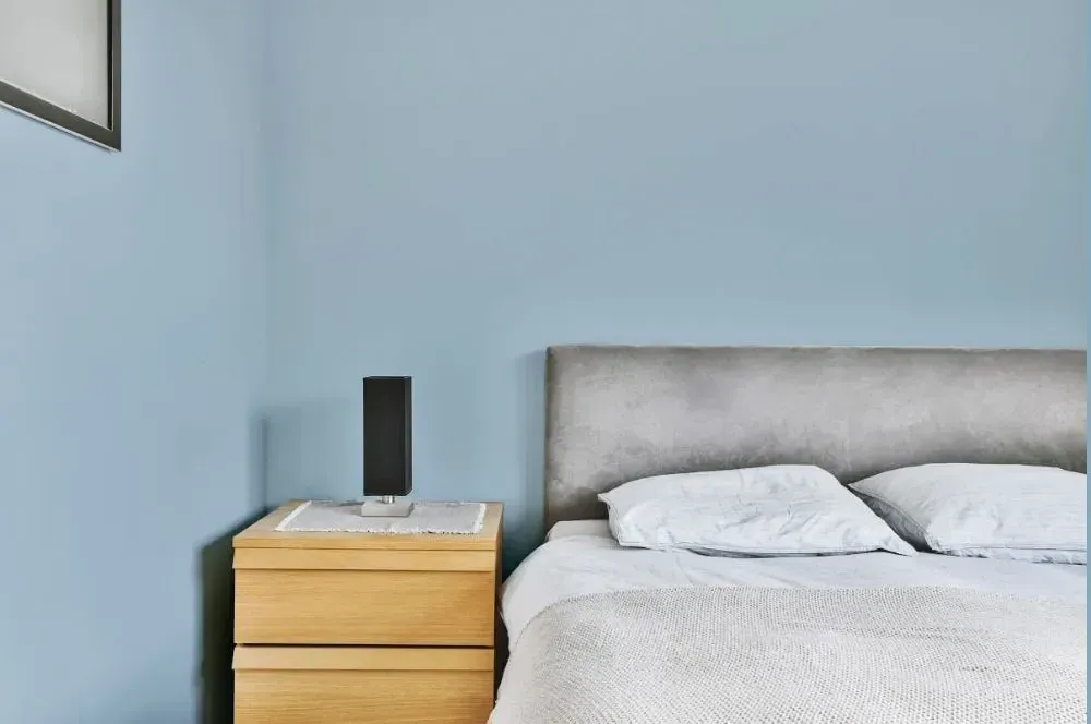 NCS S 1515-B minimalist bedroom