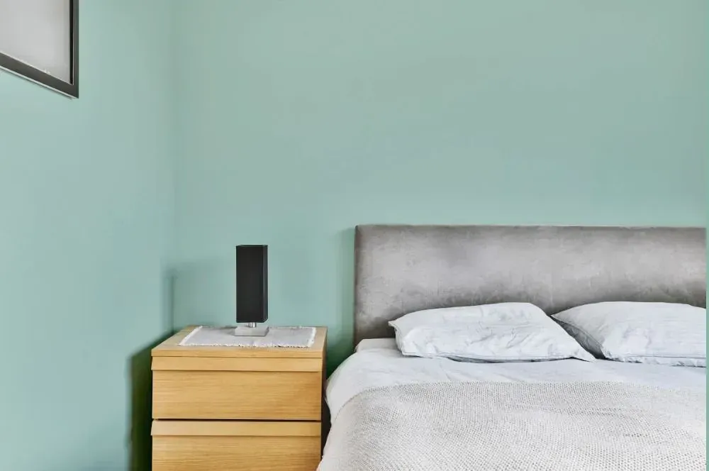 NCS S 1515-B80G minimalist bedroom