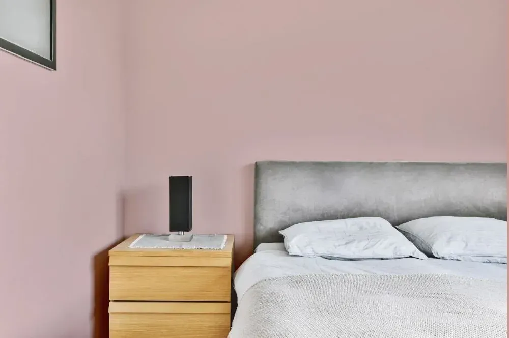 NCS S 1515-R minimalist bedroom