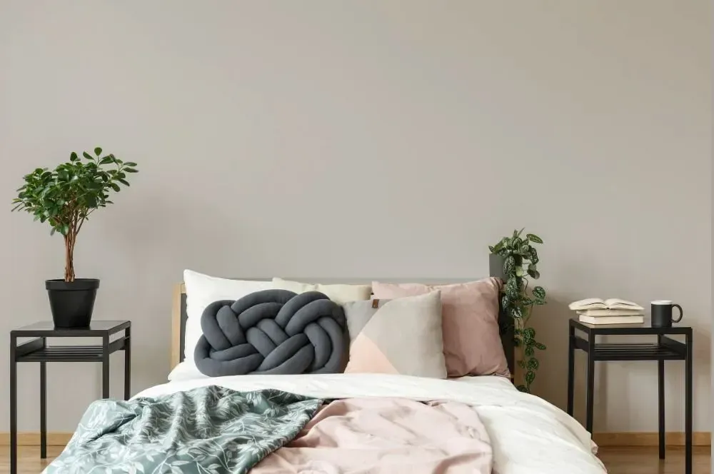 NCS S 2002-Y scandinavian bedroom