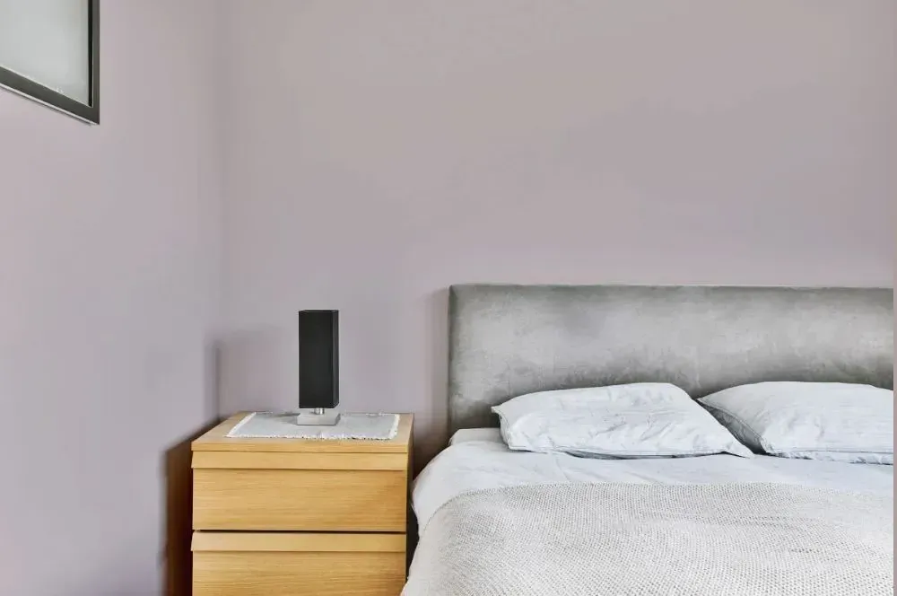 NCS S 2005-R20B minimalist bedroom