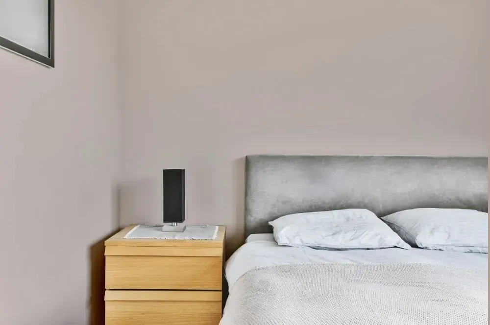 NCS S 2005-Y70R minimalist bedroom